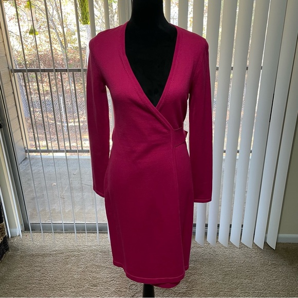 Diane Von Furstenberg Dresses & Skirts - Diane Von Furstenberg Women’s Cashmere Blend Midi Wrap Sweater Dress Size Small